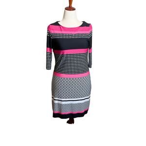Sandra Darren knit dress black pink white color block striped short sleeve Sz M